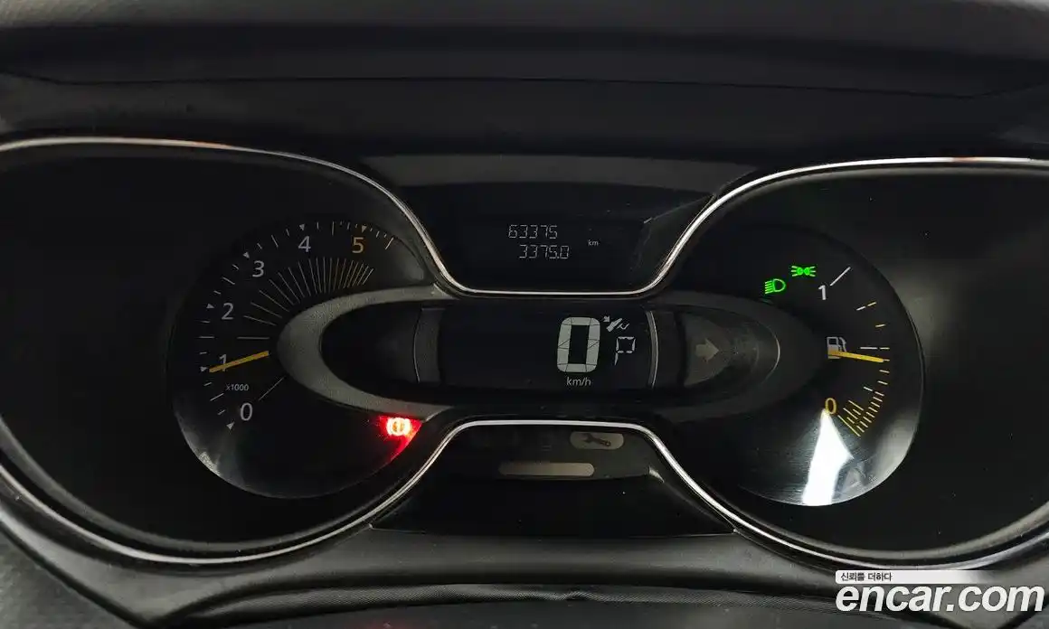 Renault QM3 2016 1.5 Автомат в Москве № 135673, фото 16