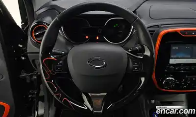 Renault QM3 2016 1.5 Автомат в Москве № 135673, миниатюра 7