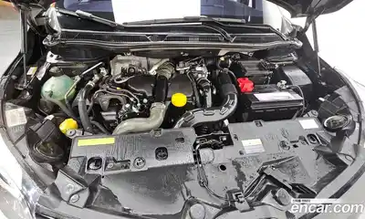 Renault QM3 2016 1.5 Автомат в Москве № 135673, миниатюра 9