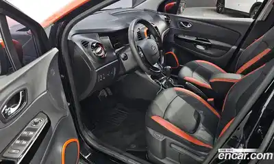 Renault QM3 2016 1.5 Автомат в Москве № 135673, миниатюра 10