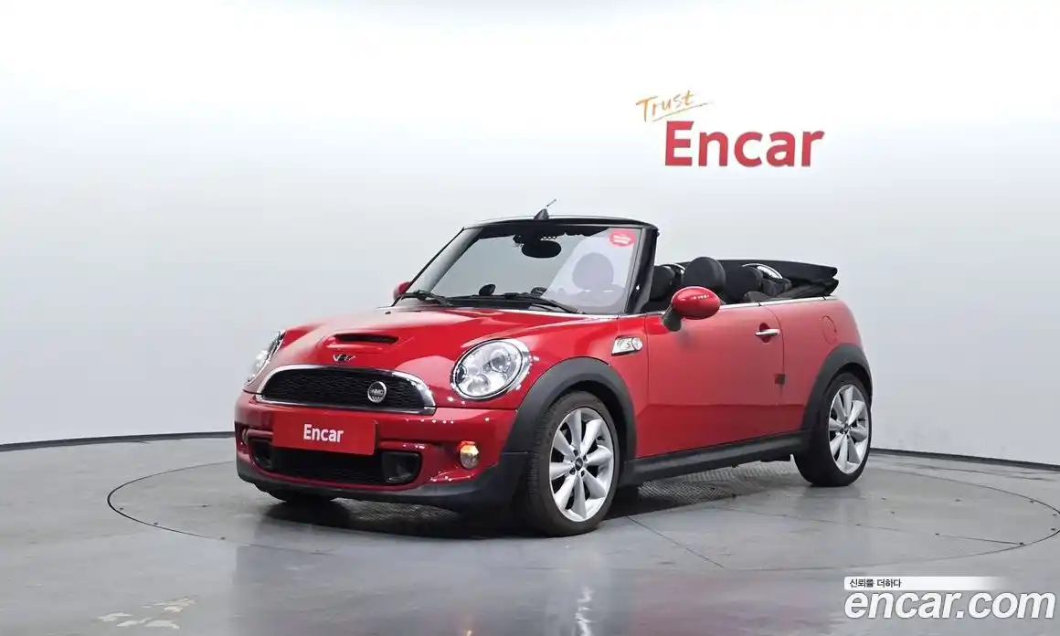 Mini Cooper Convertible 2014 1.6 Автомат в Москве № 135873, фото 12