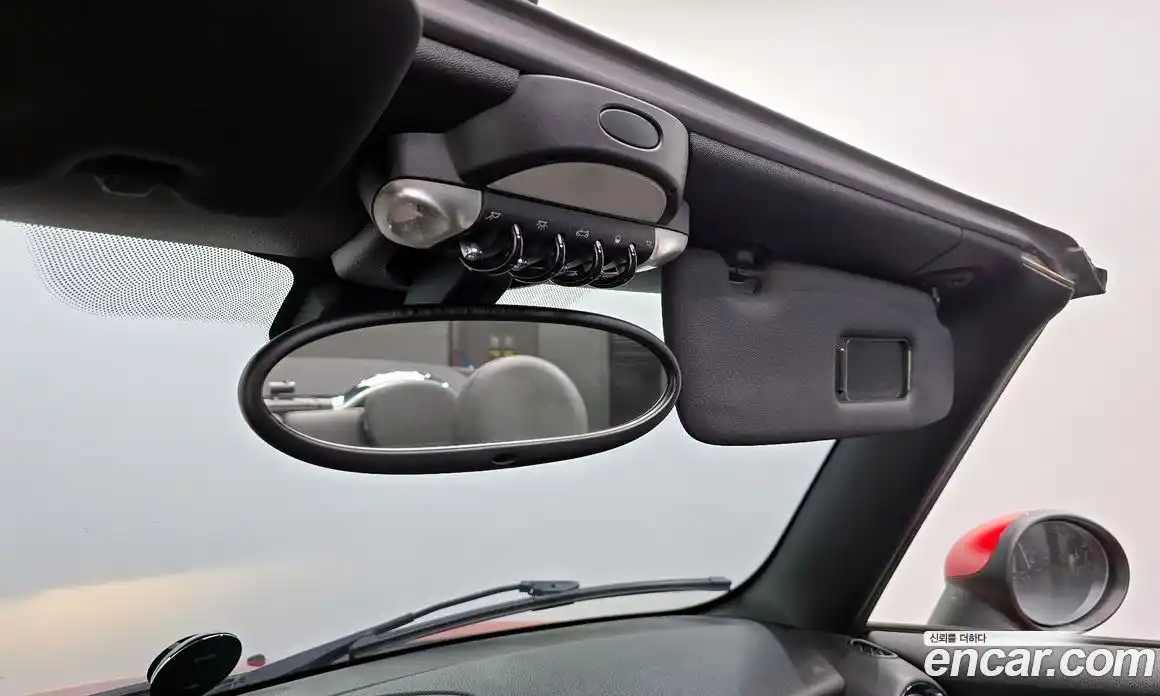 Mini Cooper Convertible 2014 1.6 Автомат в Москве № 135873, фото 15