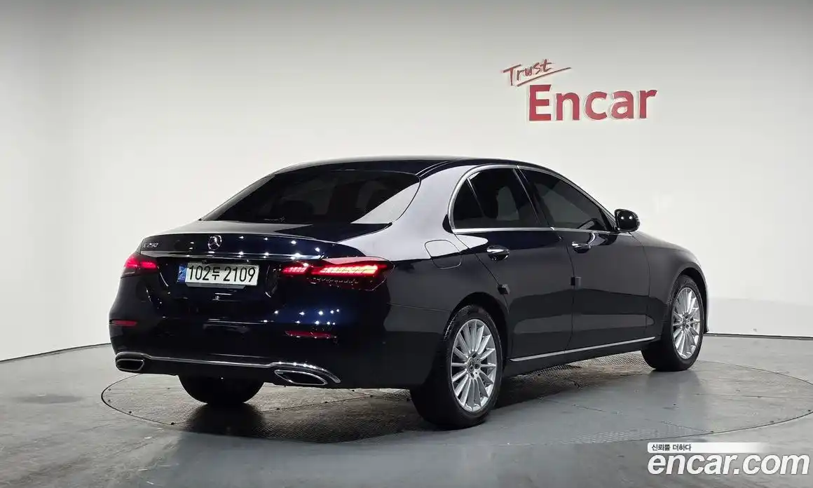 Mercedes-Benz E-Class 2021 2.0 Автомат в Москве № 140338, фото 14