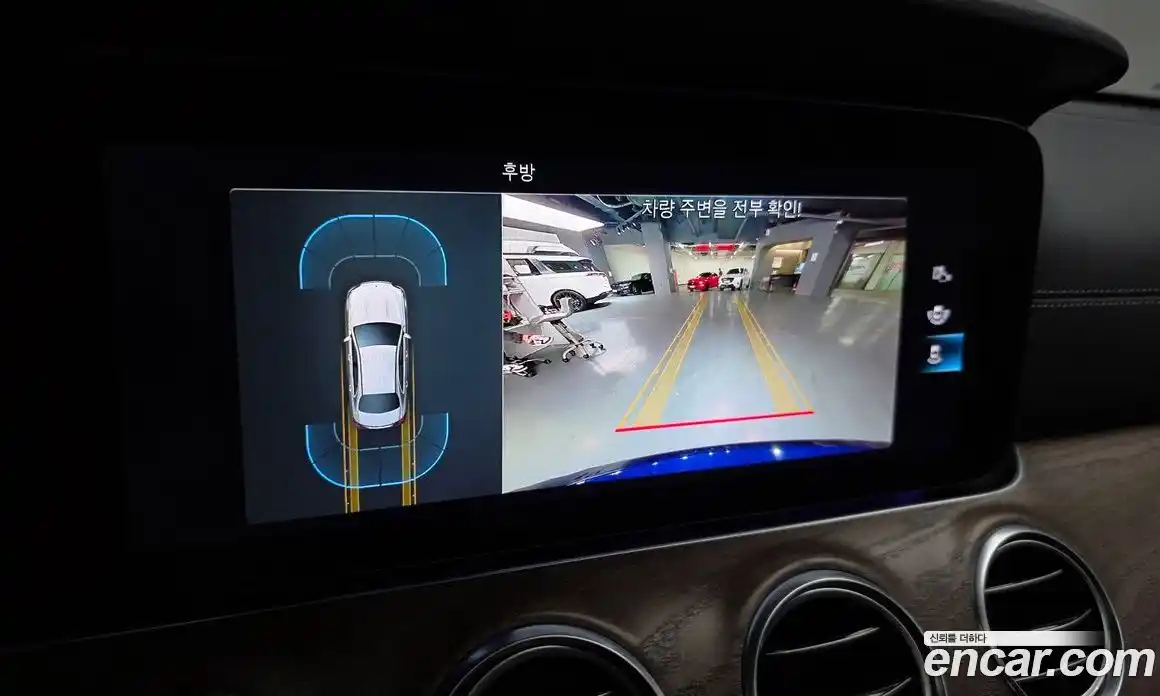 Mercedes-Benz E-Class 2021 2.0 Автомат в Москве № 140338, фото 18