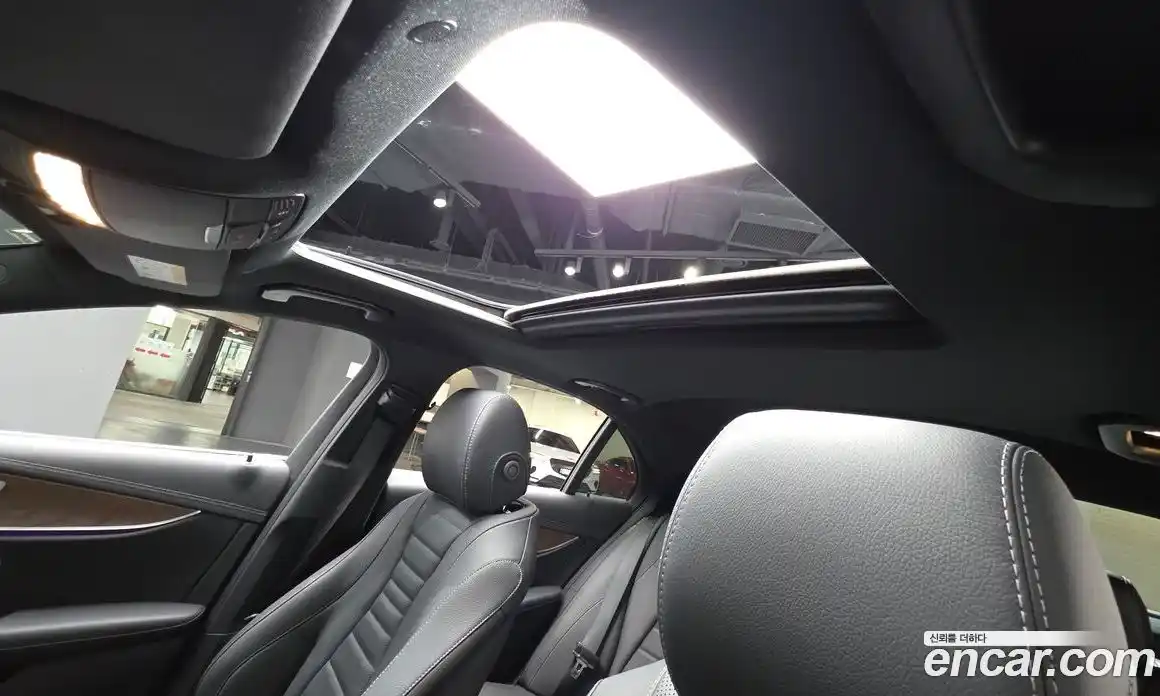 Mercedes-Benz E-Class 2021 2.0 Автомат в Москве № 140338, фото 20