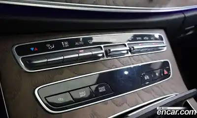 Mercedes-Benz E-Class 2021 2.0 Автомат в Москве № 140338, миниатюра 7