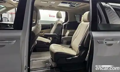 Kia Canival 2023 3.5 Автомат в Москве № 14242, миниатюра 11