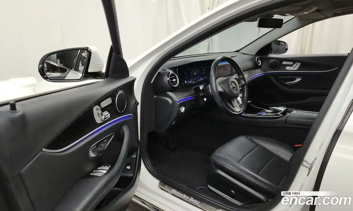 Mercedes-Benz E-Class 2017 2.0 Автомат в Москве № 143065, фото 20