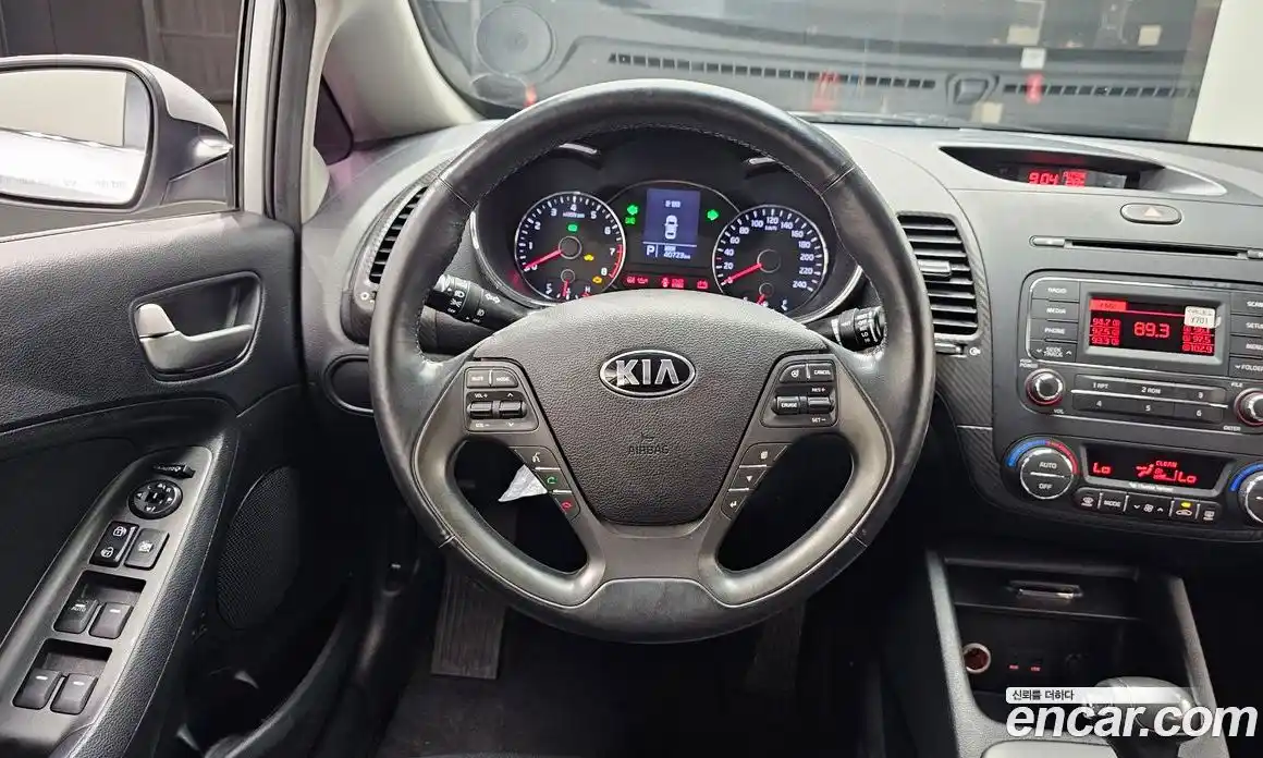 Kia K3 2014 1.6 Автомат в Москве № 14416, фото 16