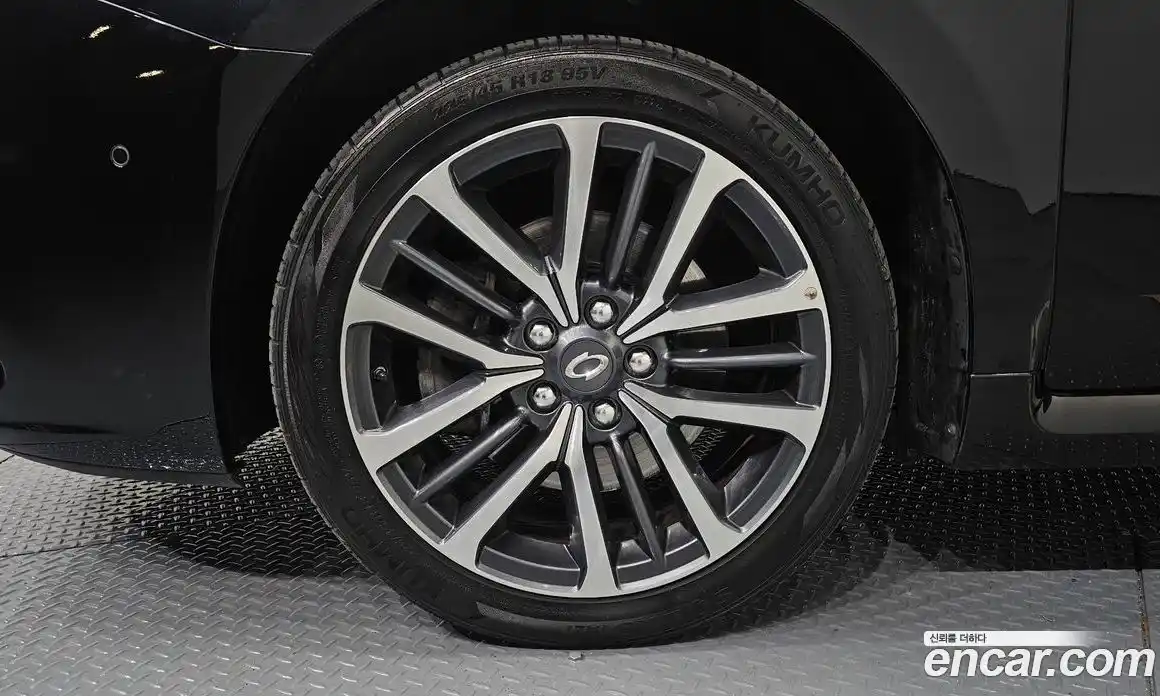 Renault SM7 2017 3.5 Автомат в Москве № 145938, фото 1