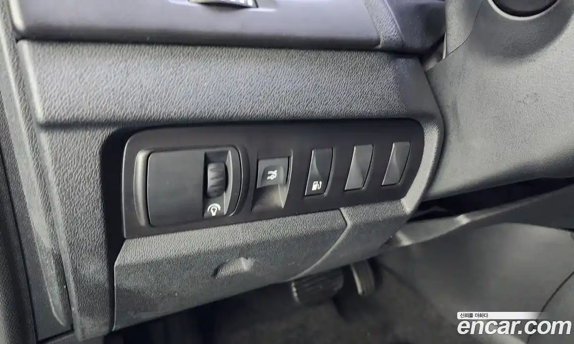 Renault SM3 2015 1.6 Автомат в Москве № 147988, фото 19