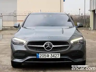 Mercedes-Benz C-Class, 2022