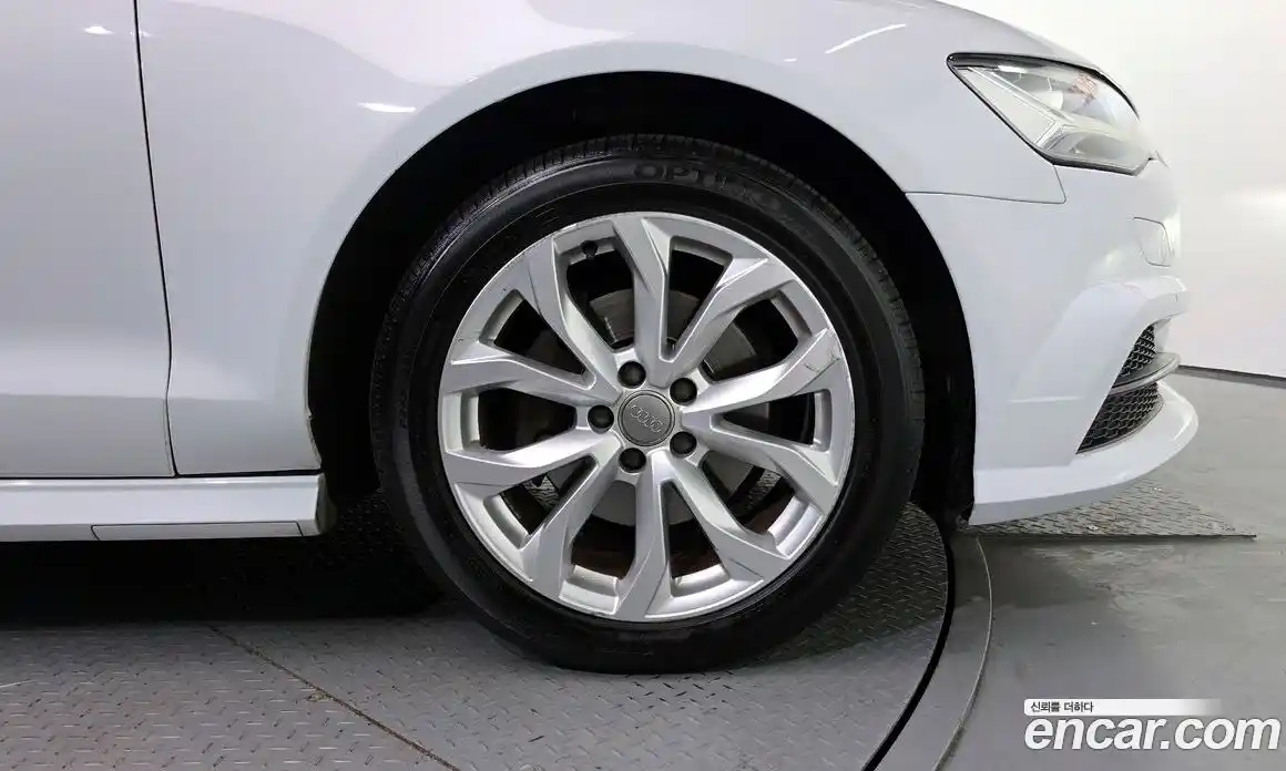 Audi A6 2018 2.0 Автомат в Москве № 151514, фото 12