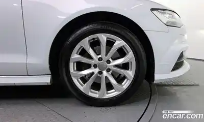 Audi A6 2018 2.0 Автомат в Москве № 151514, миниатюра 12