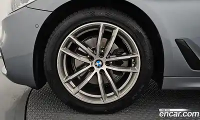 BMW 5-Series 2017 2.0 Автомат в Москве № 151857, миниатюра 6