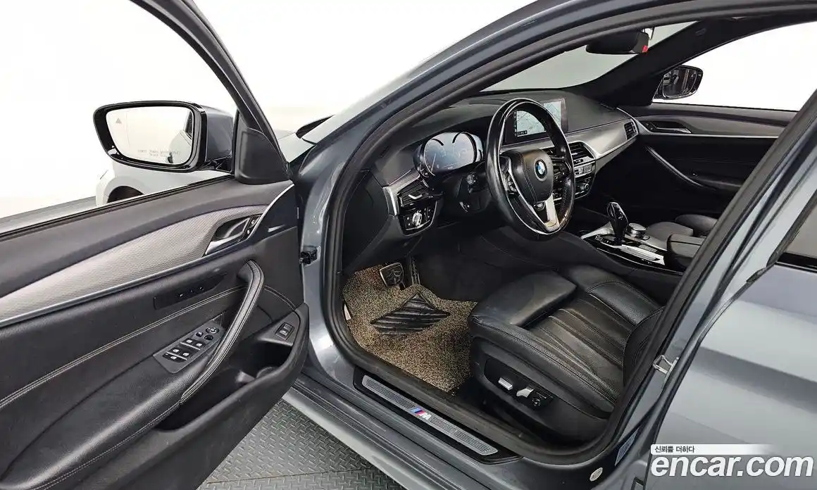 BMW 5-Series 2017 2.0 Автомат в Москве № 151857, фото 8