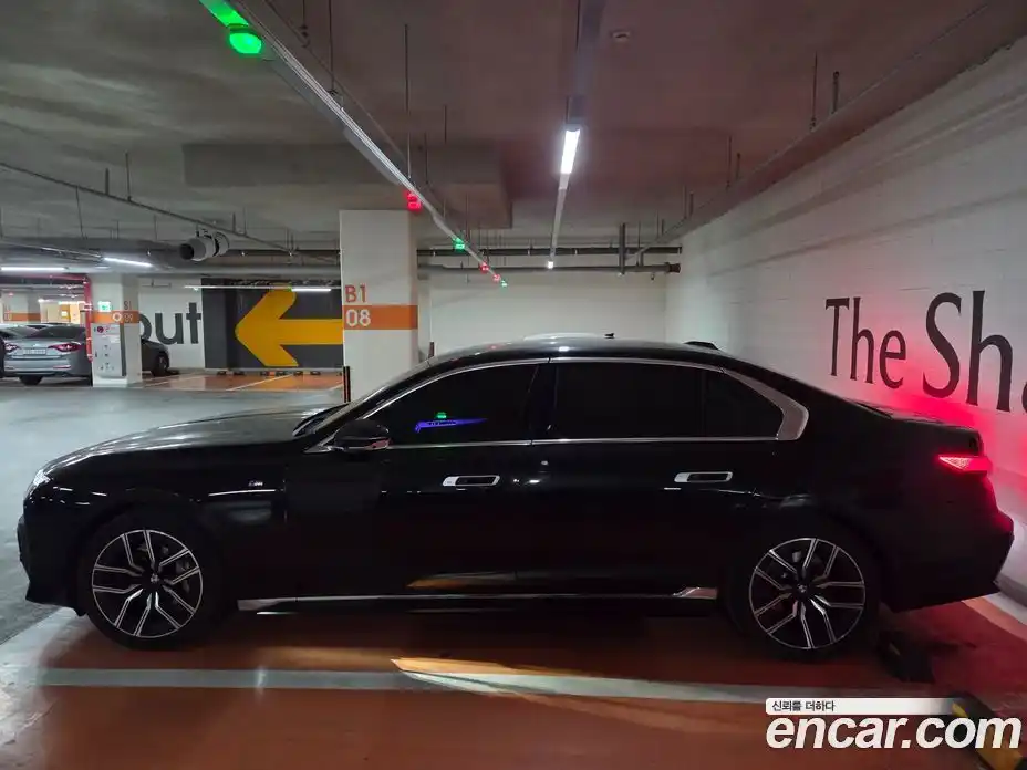 BMW 7-Series 2024 3.0 Автомат в Москве № 154554, фото 3