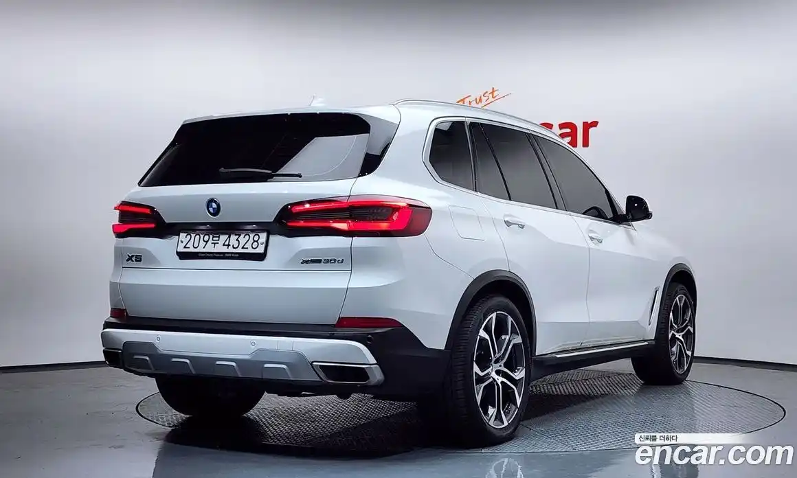 BMW X5 2022 3.0 Автомат в Москве № 157856, фото 3