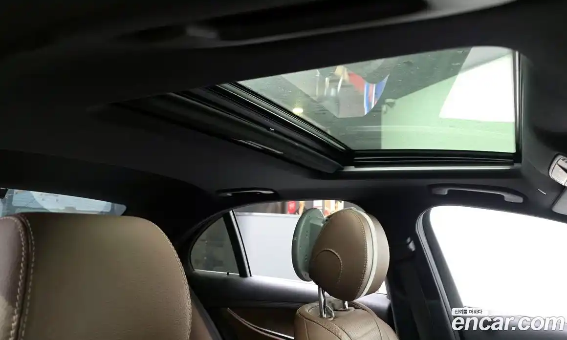 Mercedes-Benz E-Class 2021 1.9 Автомат в Москве № 160696, фото 19