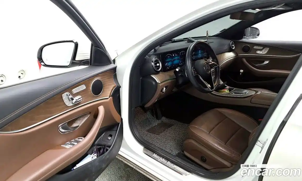 Mercedes-Benz E-Class 2021 1.9 Автомат в Москве № 160696, фото 20