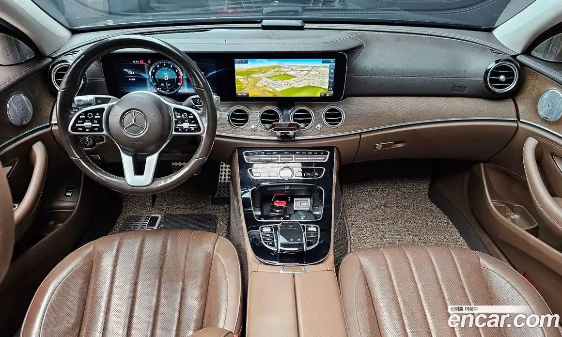 Mercedes-Benz E-Class 2019 2.0 Автомат в Москве № 161512, фото 17