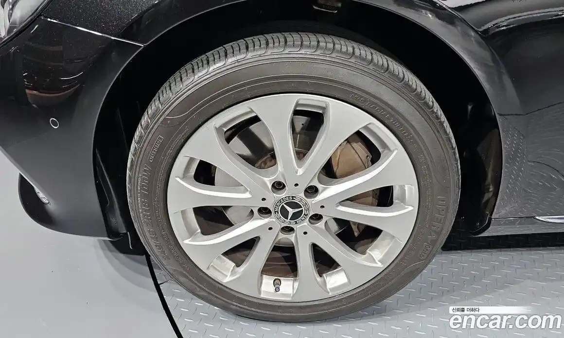 Mercedes-Benz E-Class 2019 2.0 Автомат в Москве № 161512, фото 4