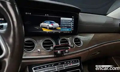 Mercedes-Benz E-Class 2019 2.0 Автомат в Москве № 161512, миниатюра 5