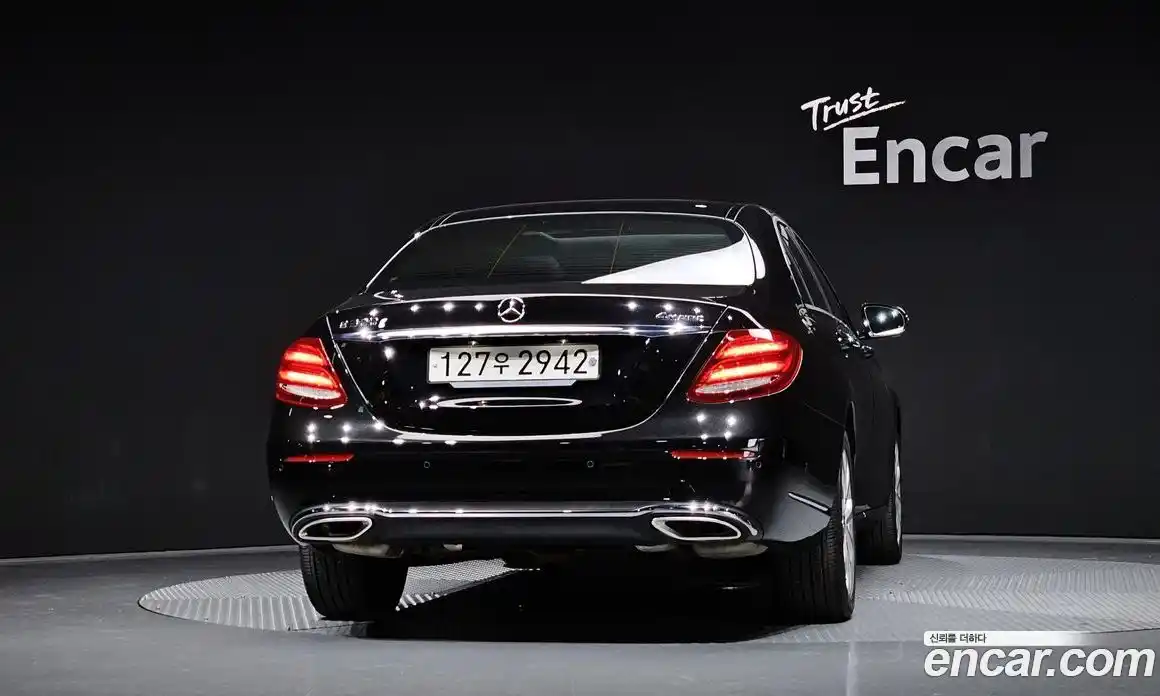 Mercedes-Benz E-Class 2019 2.0 Автомат в Москве № 161512, фото 9