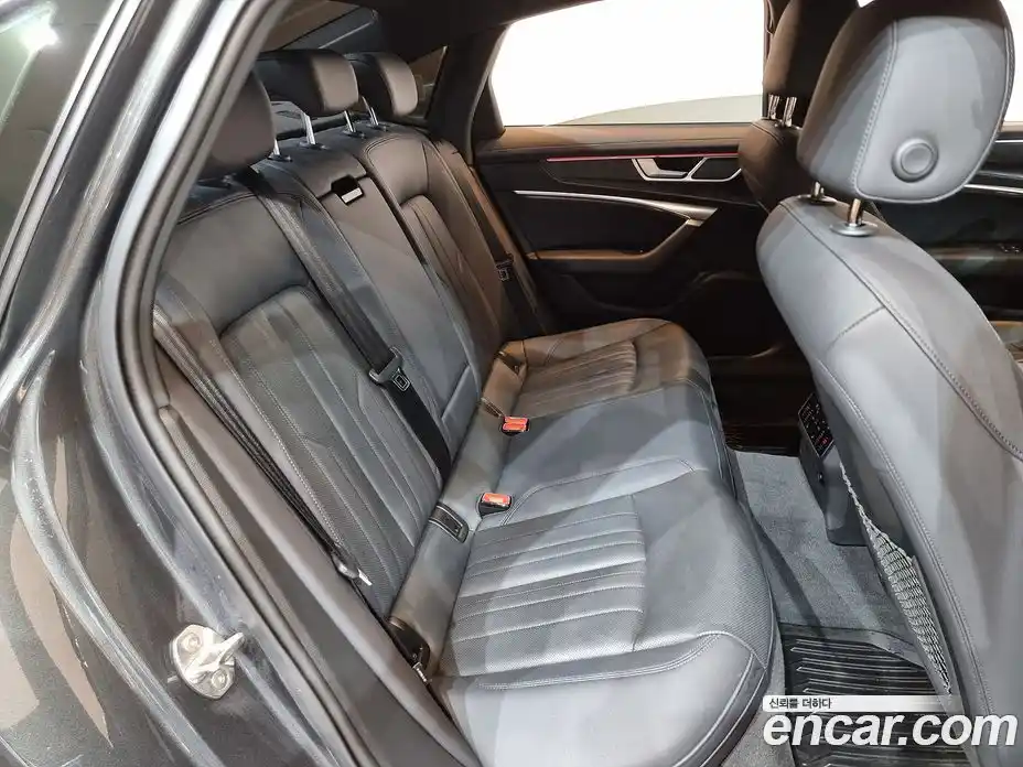 Audi A6 2023 2.0 Автомат в Москве № 164029, фото 16