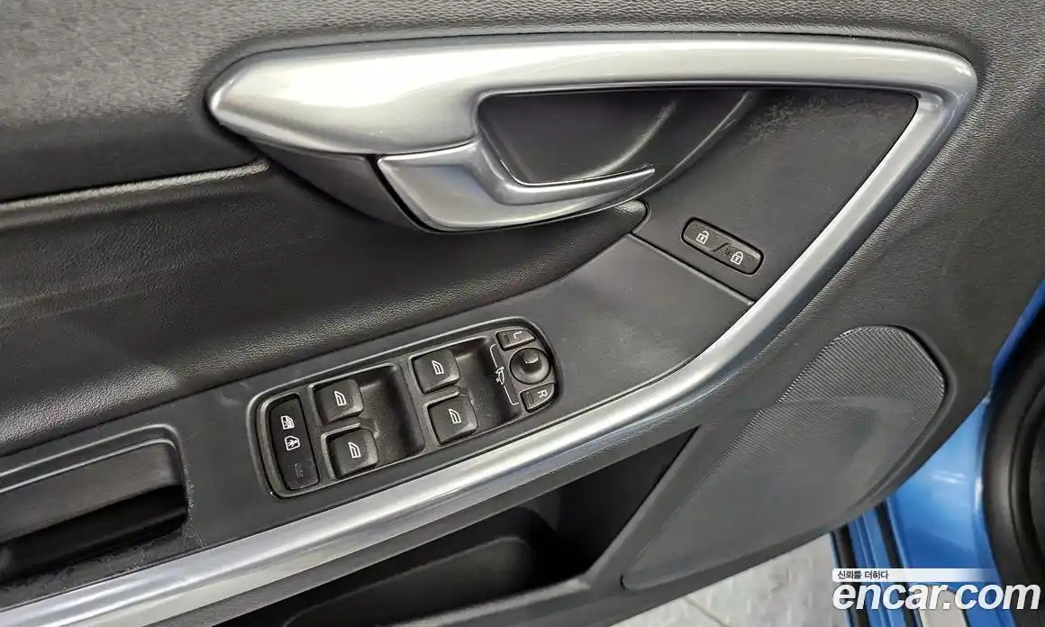 Volvo S60 2015 2.0 Автомат в Москве № 164671, фото 20