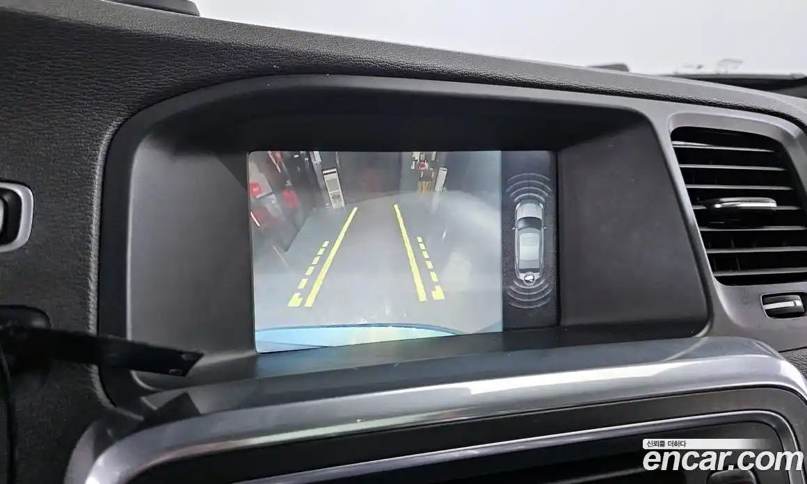 Volvo S60 2015 2.0 Автомат в Москве № 164671, фото 6