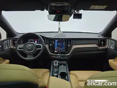 Volvo XC60 2021 2.0 Автомат в Москве № 164757, миниатюра 7