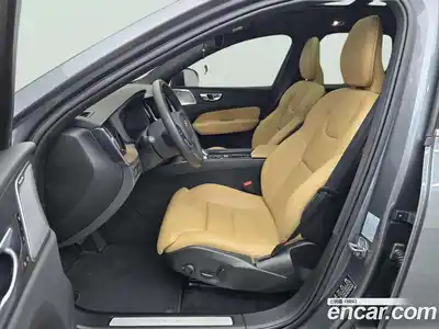 Volvo XC60 2021 2.0 Автомат в Москве № 164757, миниатюра 10