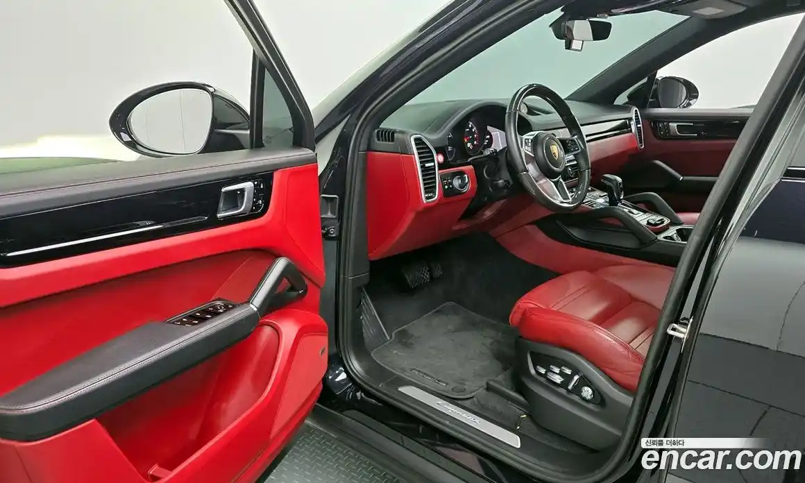 Porsche Cayenne 2020 3.0 Автомат в Москве № 165348, фото 13