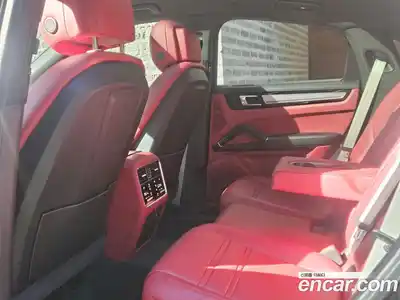 Porsche Cayenne 2023 3.0 Автомат в Москве № 165773, миниатюра 12