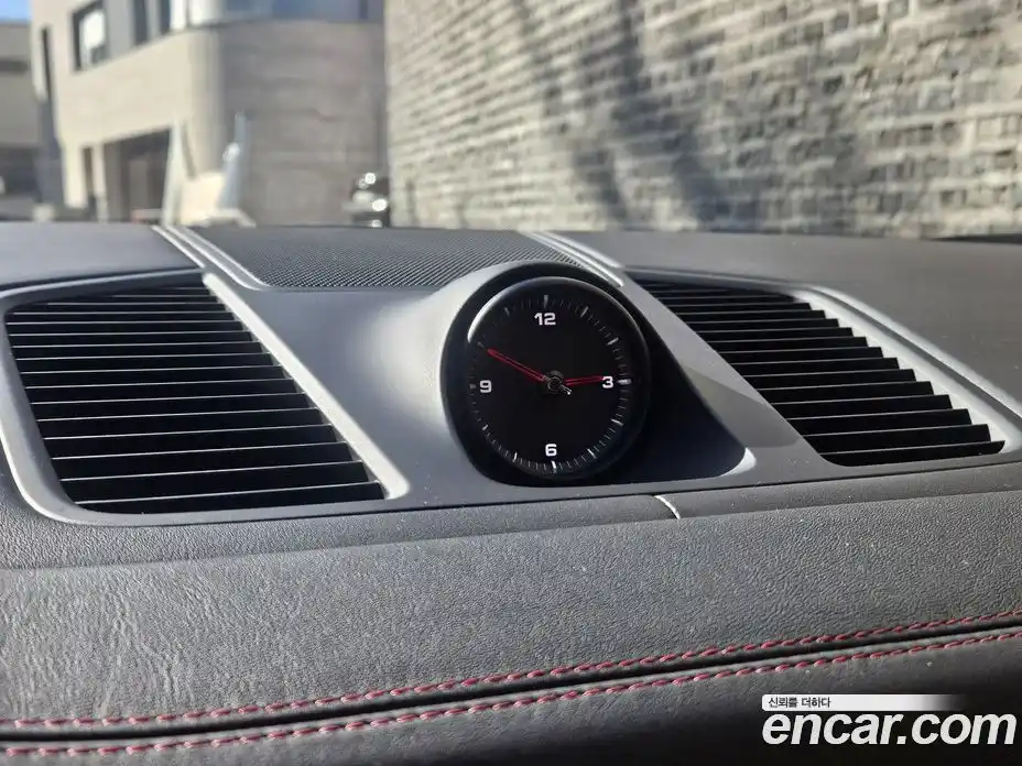 Porsche Cayenne 2023 3.0 Автомат в Москве № 165773, фото 15