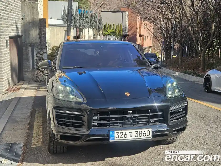 Porsche Cayenne 2023 3.0 Автомат в Москве № 165773, фото 3