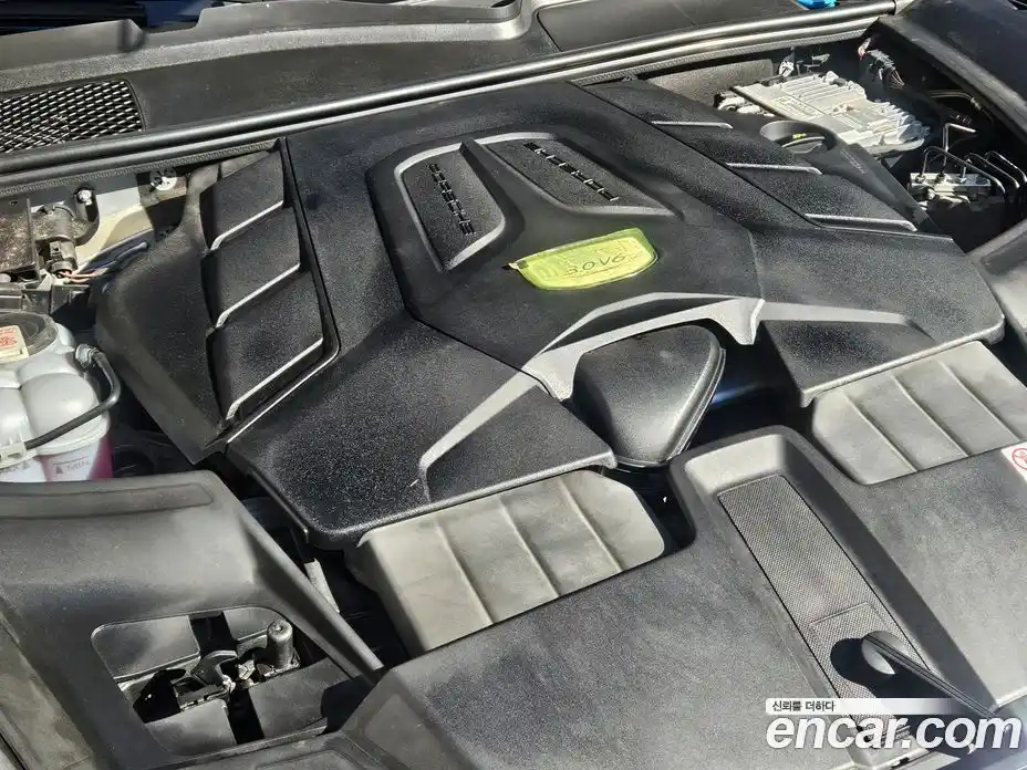 Porsche Cayenne 2023 3.0 Автомат в Москве № 165773, фото 6