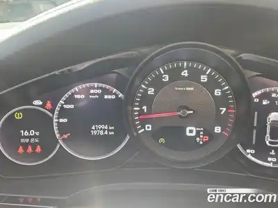 Porsche Cayenne 2023 3.0 Автомат в Москве № 165773, миниатюра 8