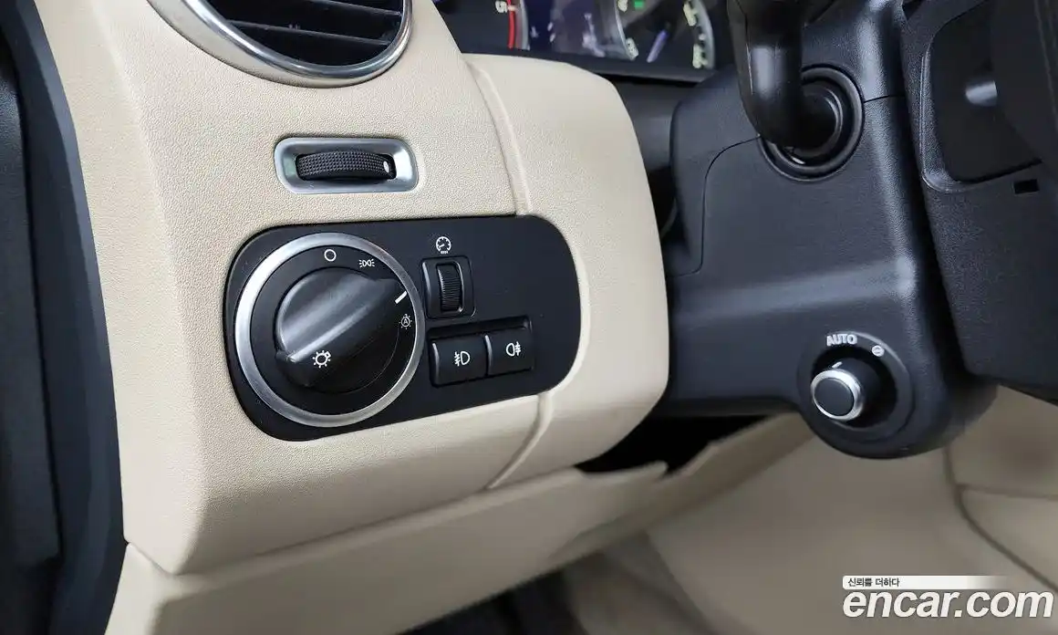 Land Rover Discovery 2016 3.0 Автомат в Москве № 166487, фото 16