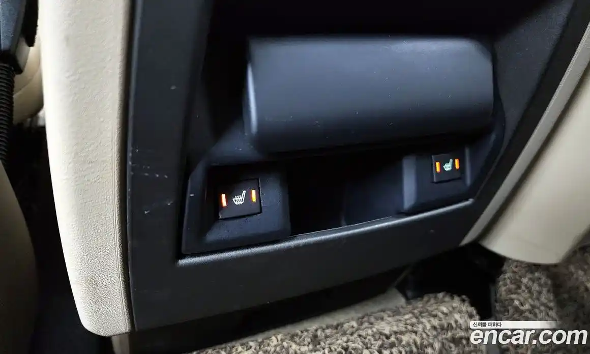 Land Rover Discovery 2016 3.0 Автомат в Москве № 166487, фото 19