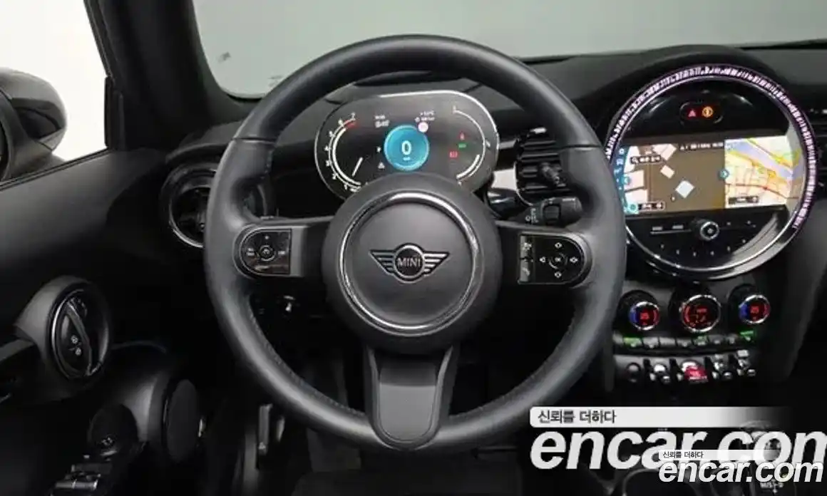 Mini Cooper Convertible 2022 1.5 Автомат в Москве № 166963, фото 13