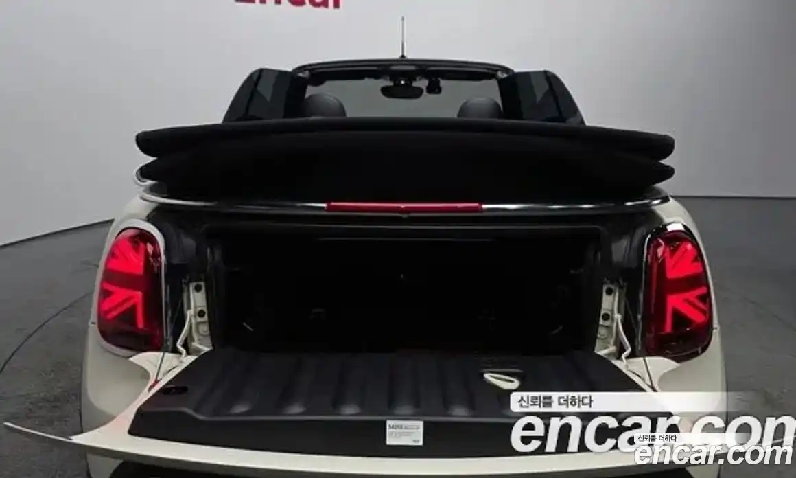 Mini Cooper Convertible 2022 1.5 Автомат в Москве № 166963, фото 20