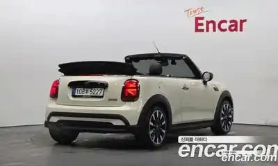 Mini Cooper Convertible 2022 1.5 Автомат в Москве № 166963, миниатюра 2