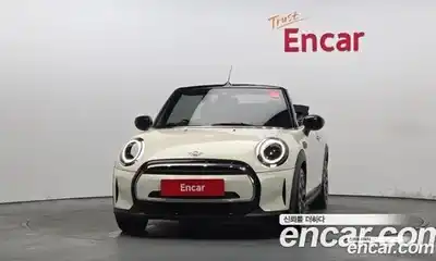 Mini Cooper Convertible 2022 1.5 Автомат в Москве № 166963, миниатюра 3