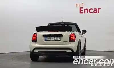 Mini Cooper Convertible 2022 1.5 Автомат в Москве № 166963, миниатюра 4