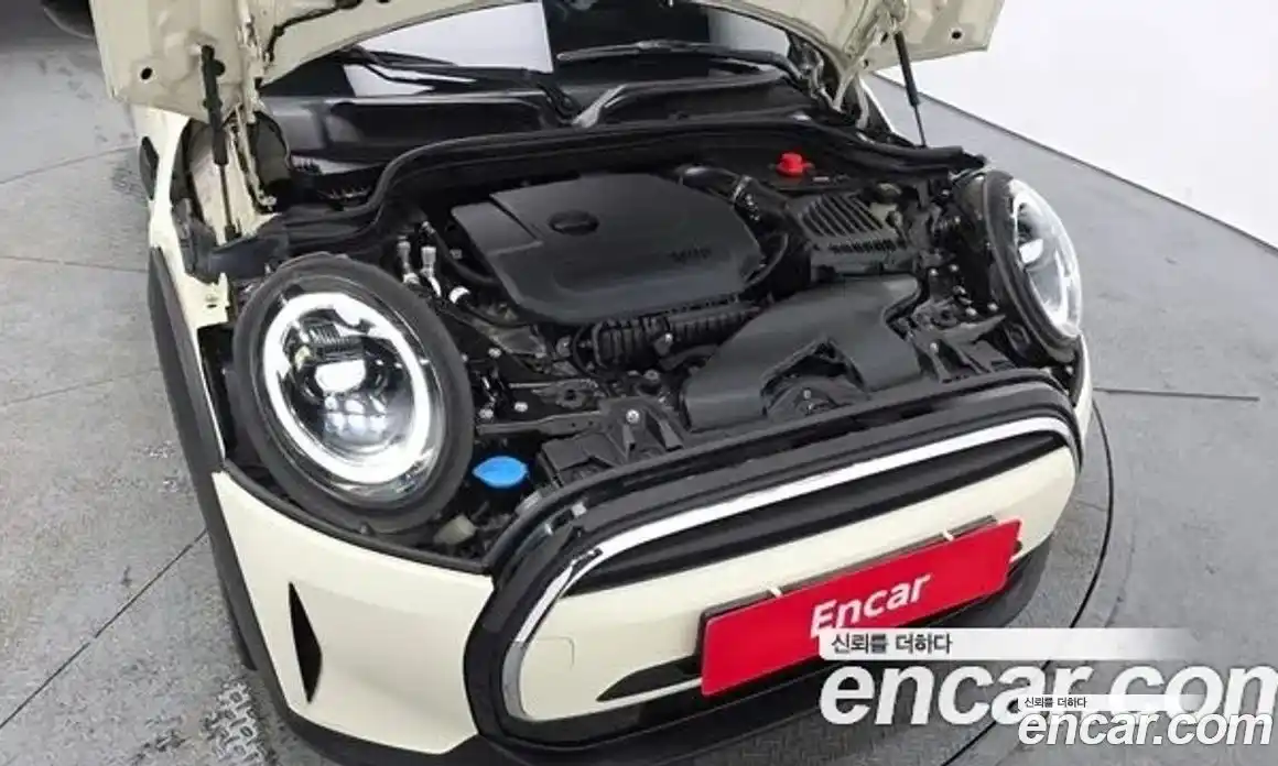 Mini Cooper Convertible 2022 1.5 Автомат в Москве № 166963, фото 6