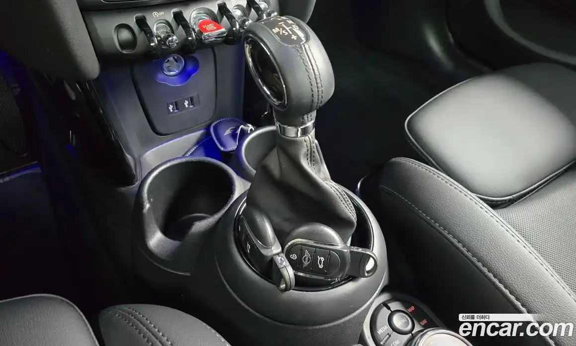 Mini Cooper 2019 1.5 Автомат в Москве № 167051, фото 20