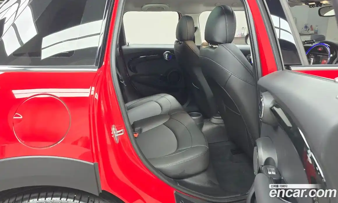 Mini Cooper 2019 1.5 Автомат в Москве № 167051, фото 5