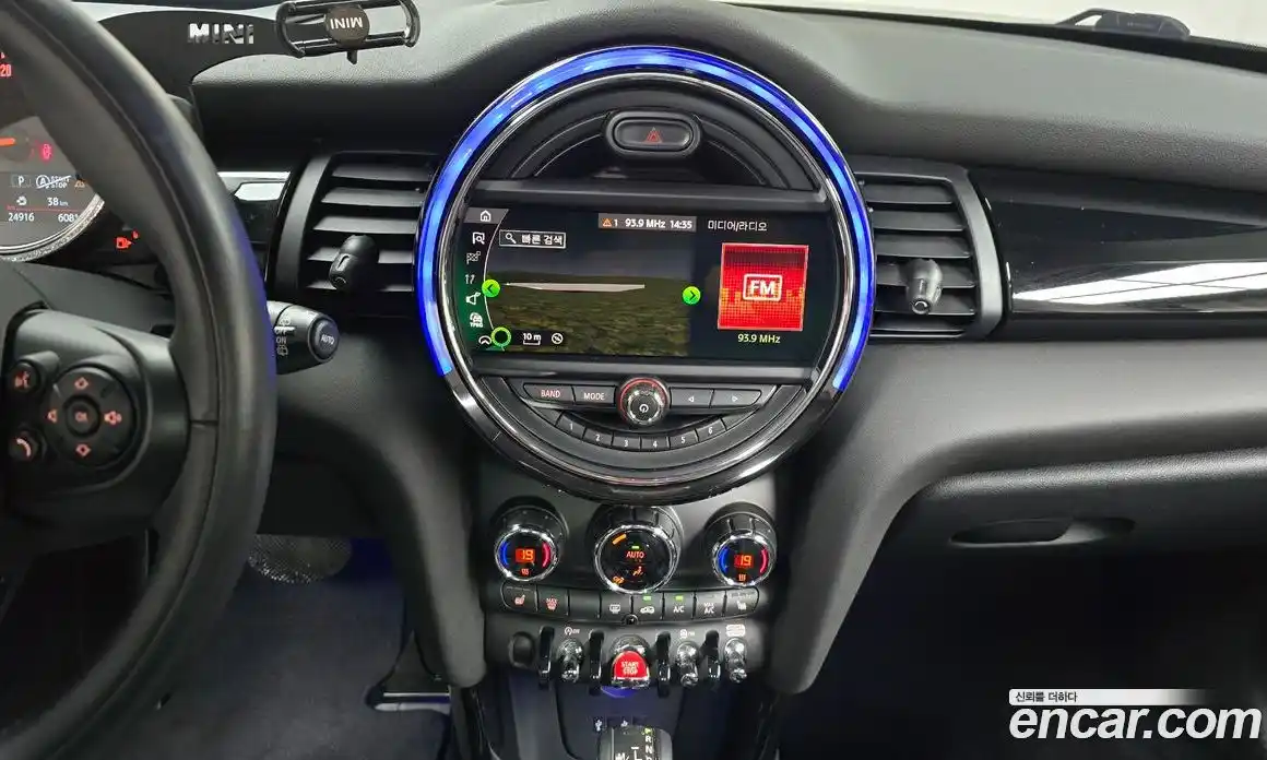 Mini Cooper 2019 1.5 Автомат в Москве № 167051, фото 10